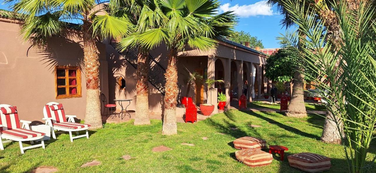 Jenny Lynn Hotel Tazrou Екстериор снимка