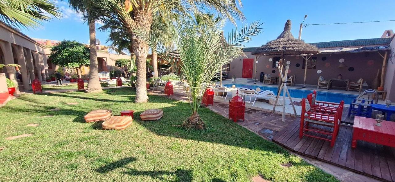 Jenny Lynn Hotel Tazrou Екстериор снимка