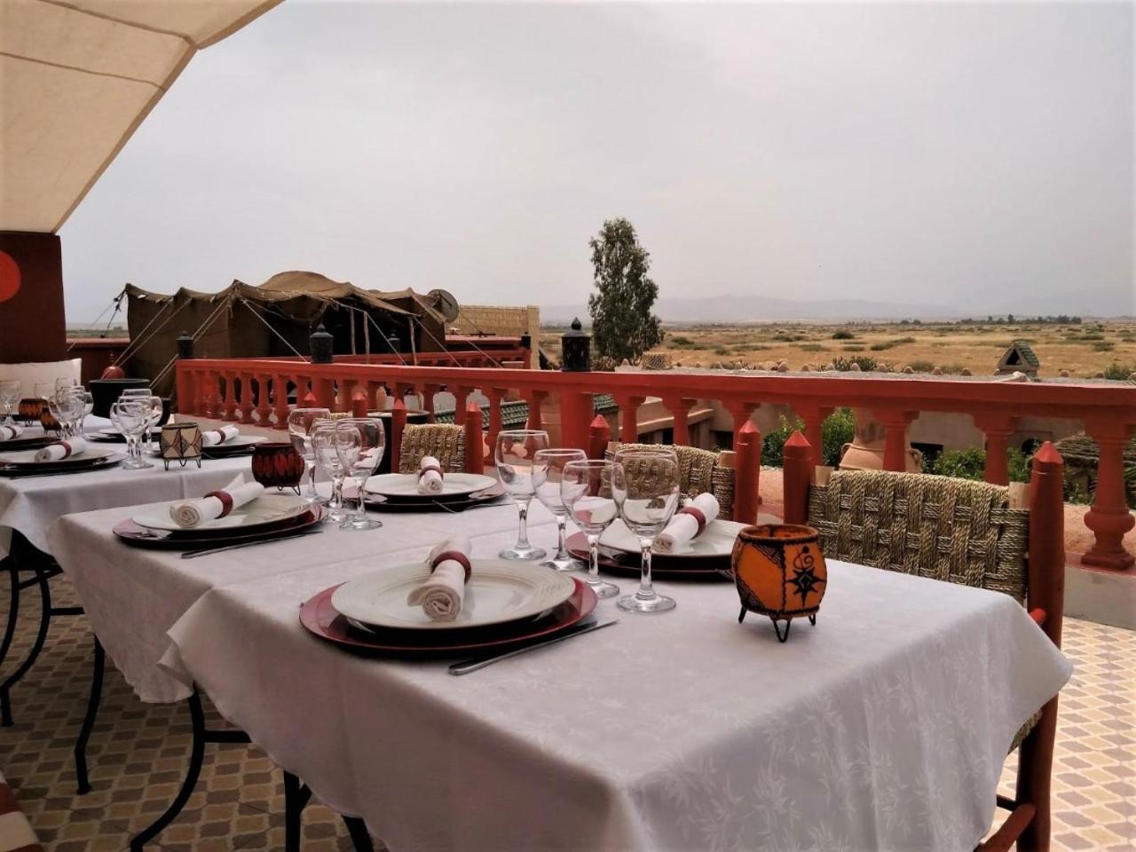 Jenny Lynn Hotel Tazrou Екстериор снимка