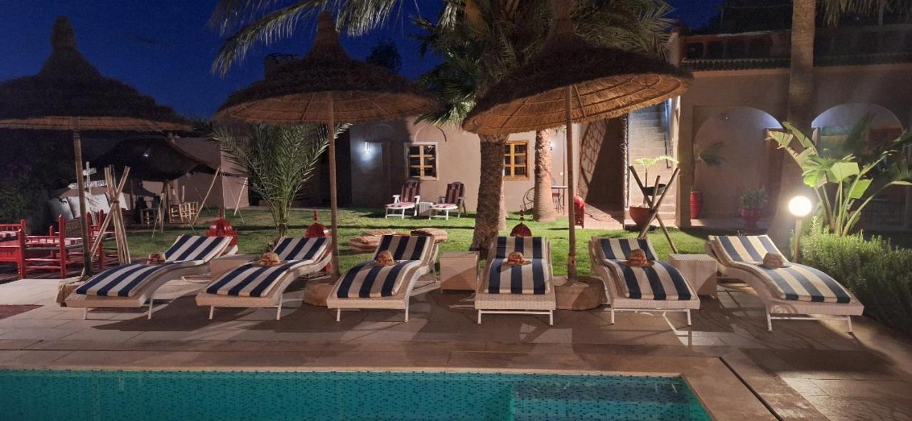 Jenny Lynn Hotel Tazrou Екстериор снимка