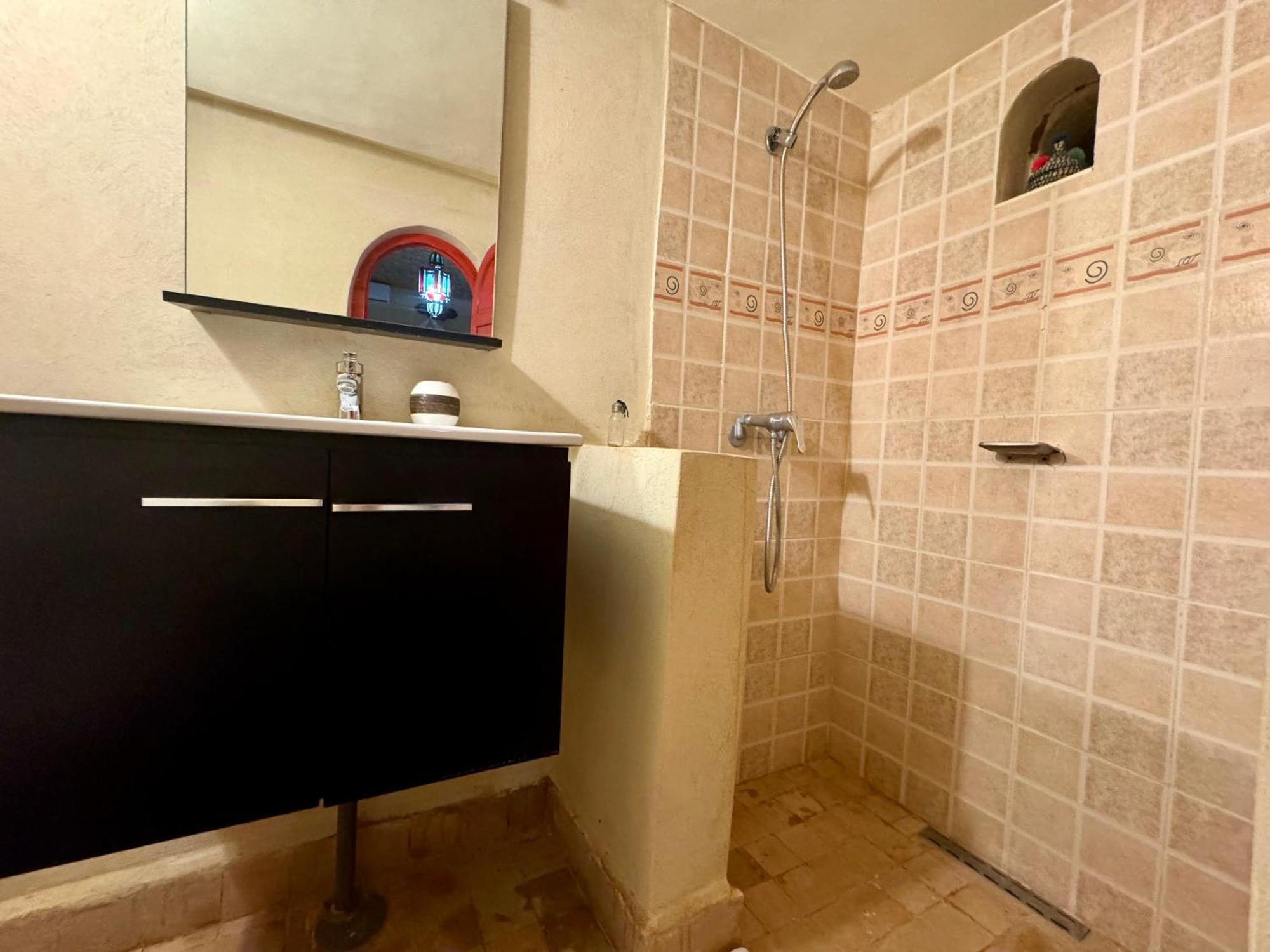 Jenny Lynn Hotel Tazrou Екстериор снимка
