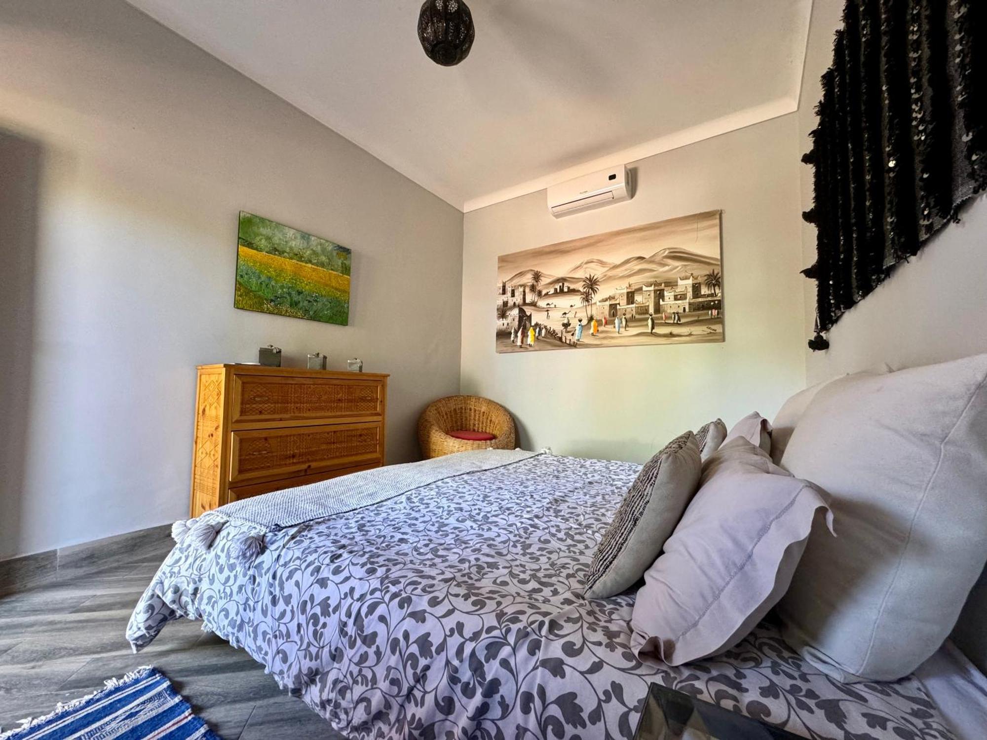 Jenny Lynn Hotel Tazrou Стая снимка