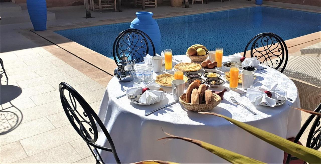 Jenny Lynn Hotel Tazrou Екстериор снимка
