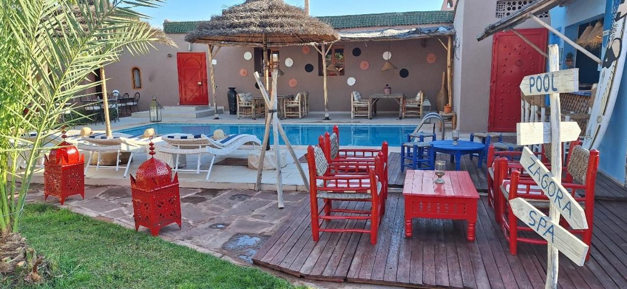 Jenny Lynn Hotel Tazrou Екстериор снимка