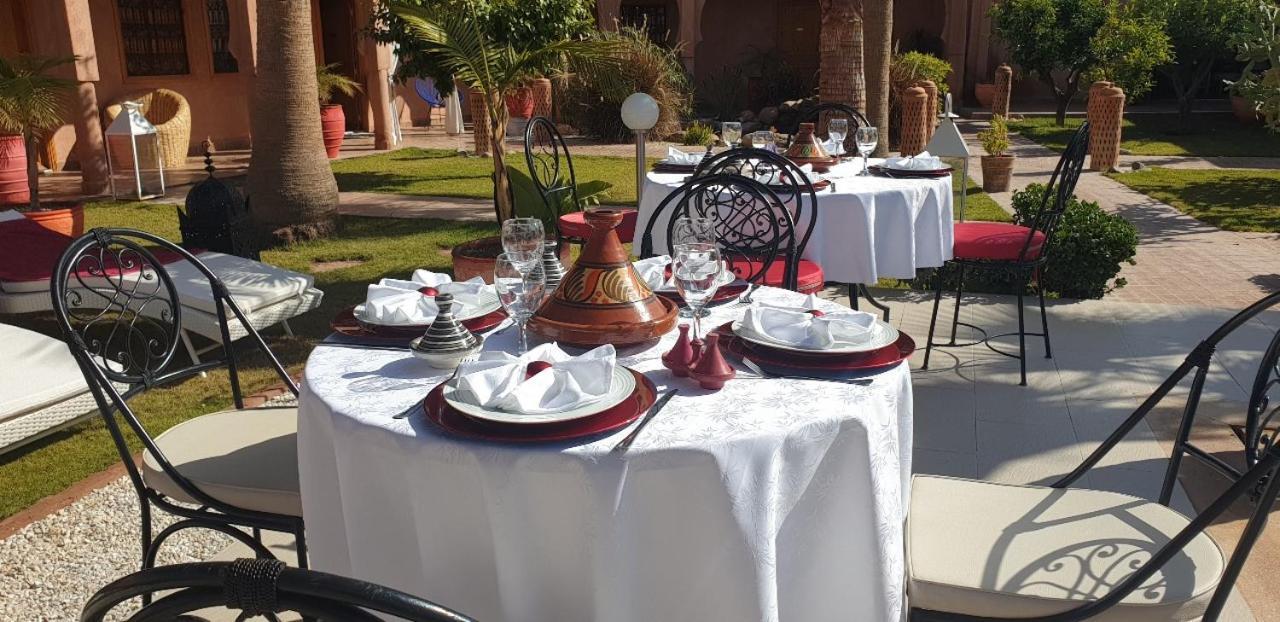 Jenny Lynn Hotel Tazrou Екстериор снимка